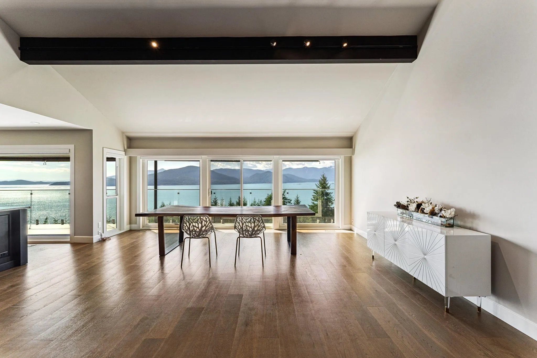 50 Panorama Road