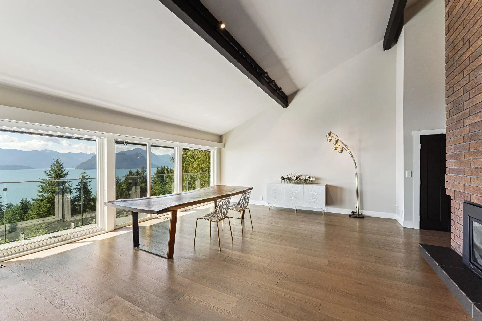 50 Panorama Road