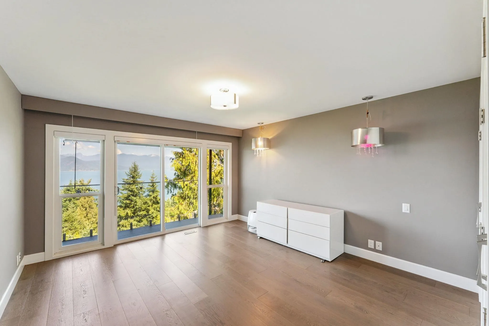 50 Panorama Road