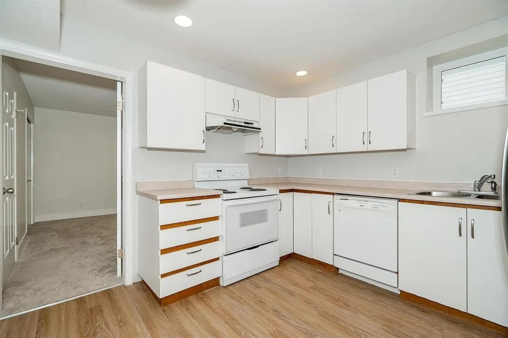 12 Flavelle Drive