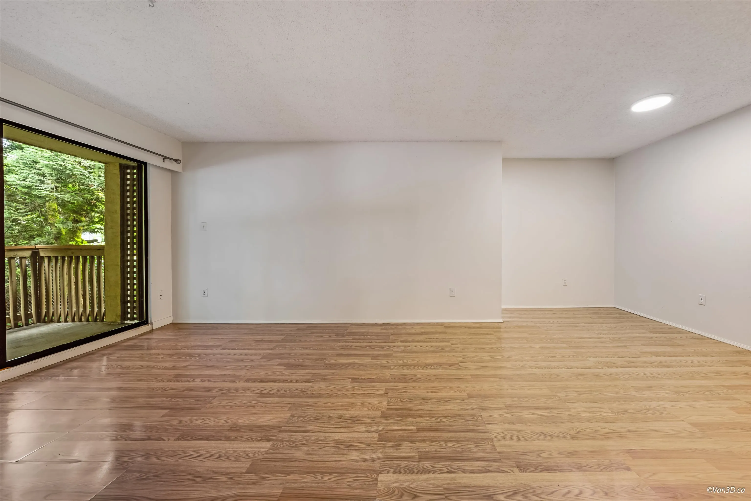 202 14925 100 Avenue