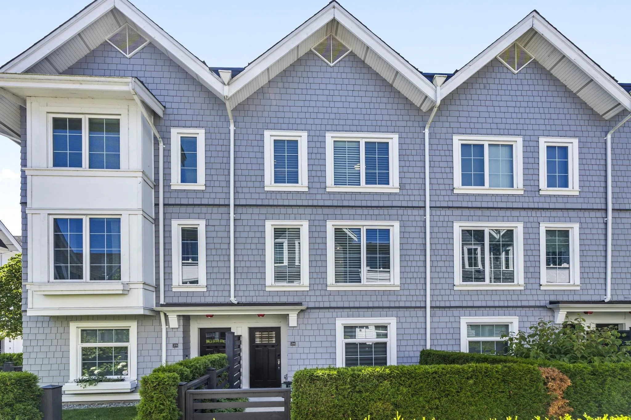 26 2560 Pitt River Road
