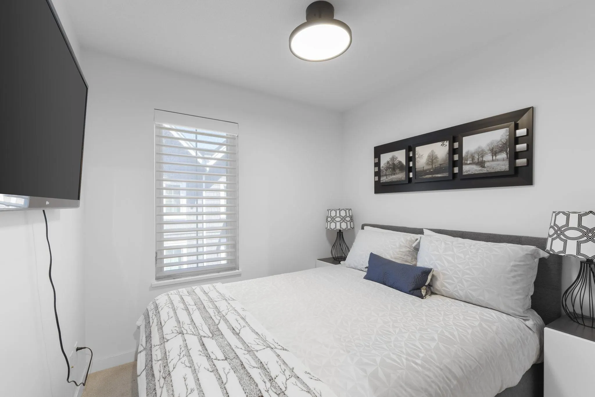 26 2560 Pitt River Road