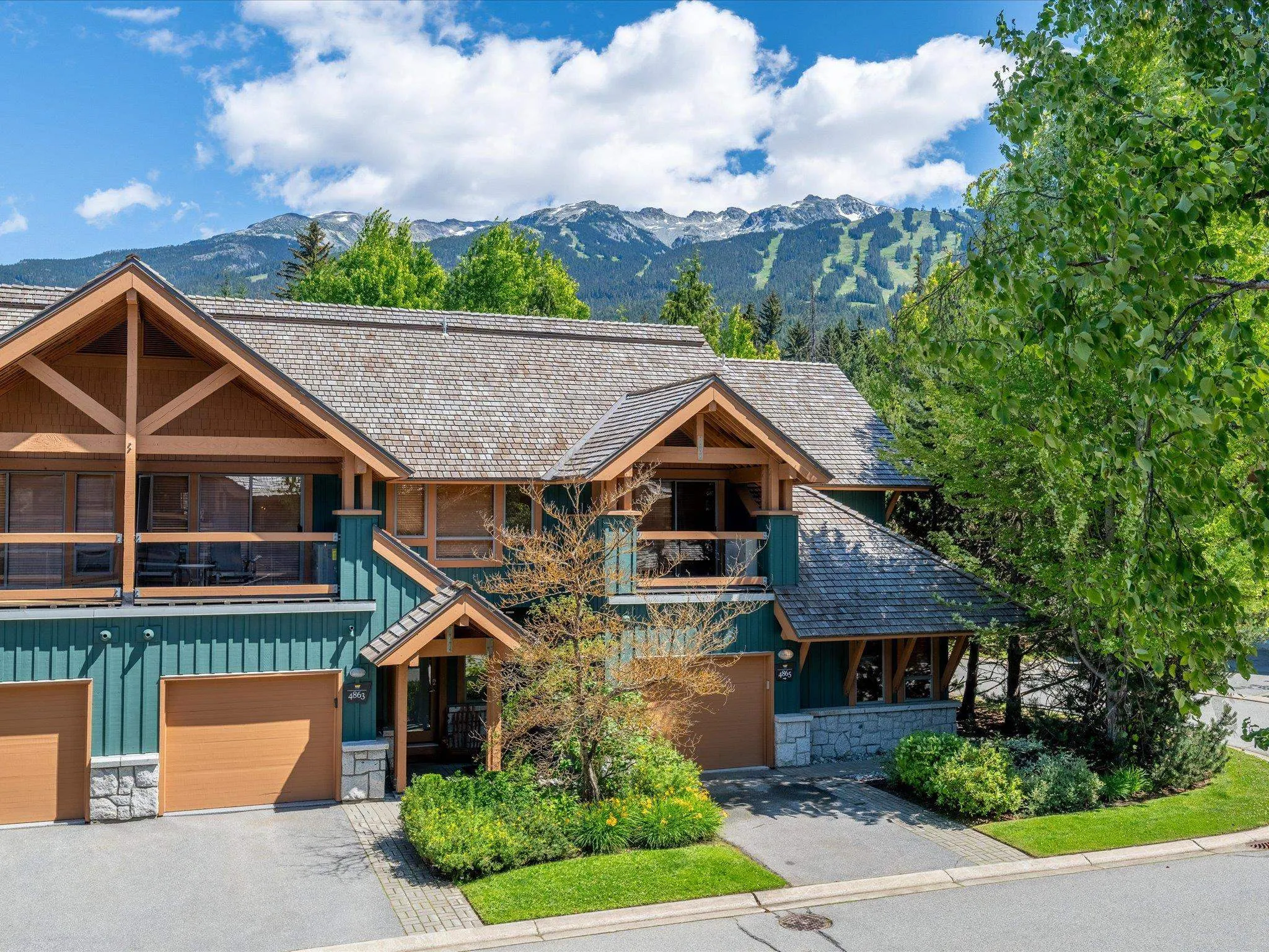 4862 Casabella Crescent
