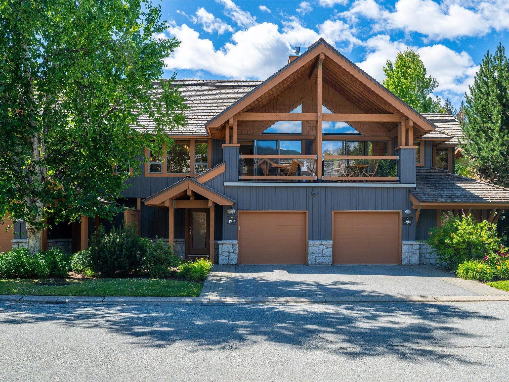 4862 Casabella Crescent