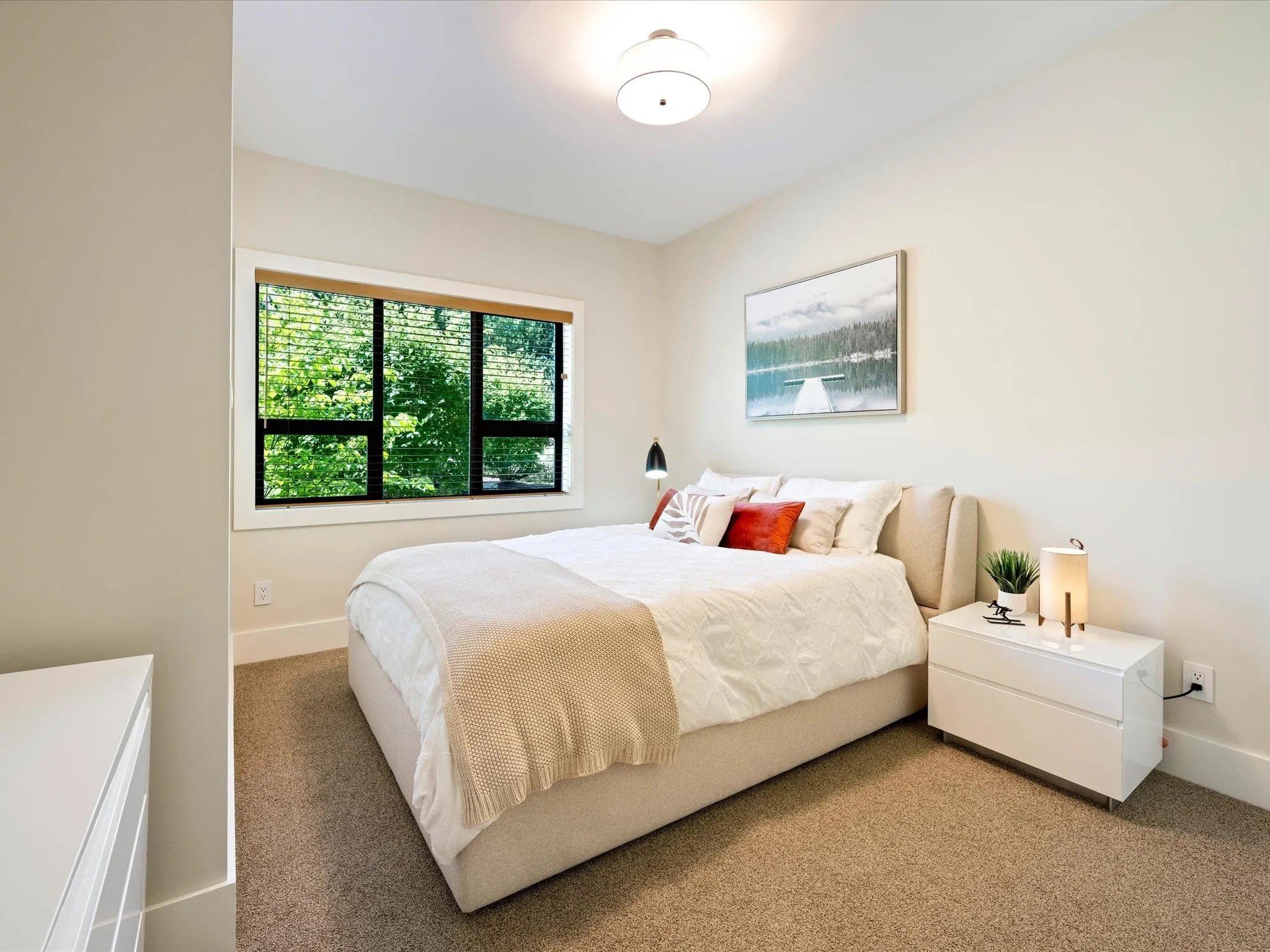 4862 Casabella Crescent