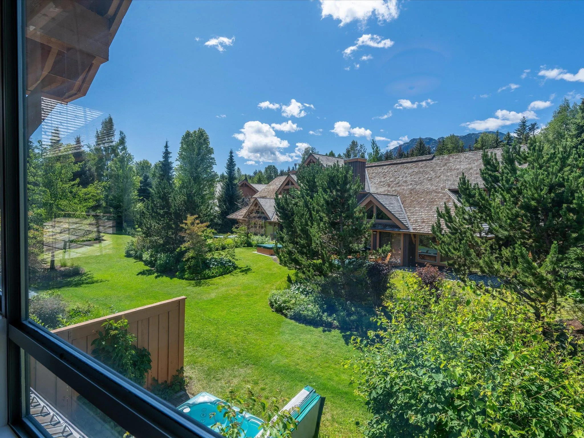 4862 Casabella Crescent