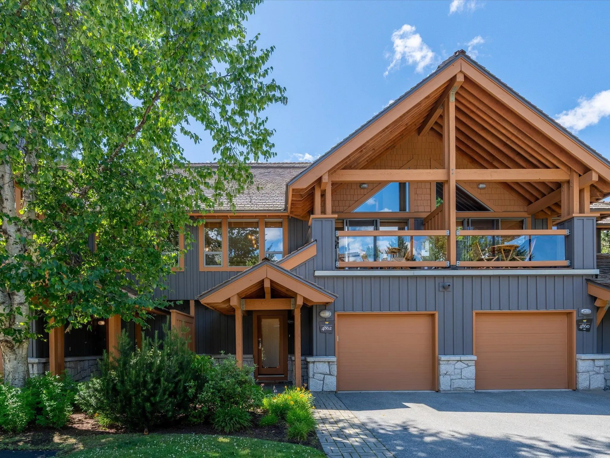 4862 Casabella Crescent