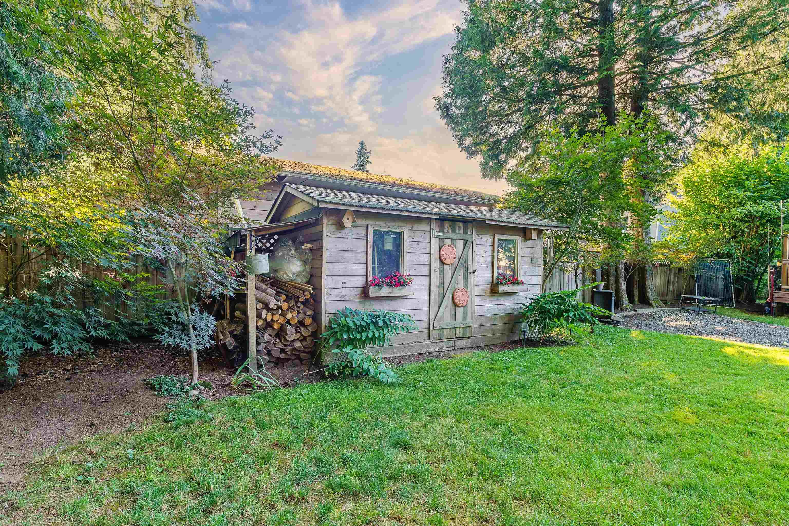 8962 Glover Road