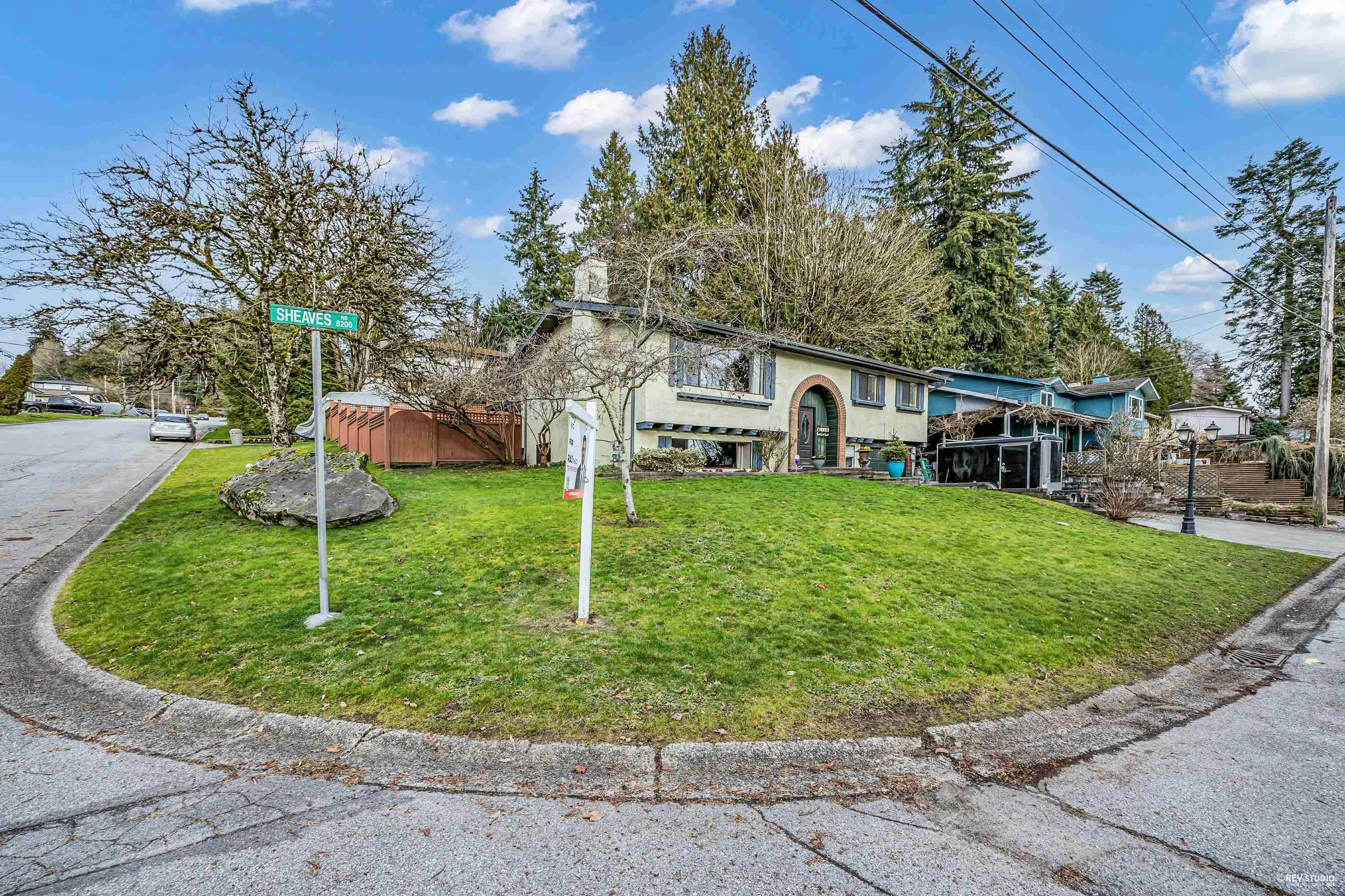 8290 Sheaves Road