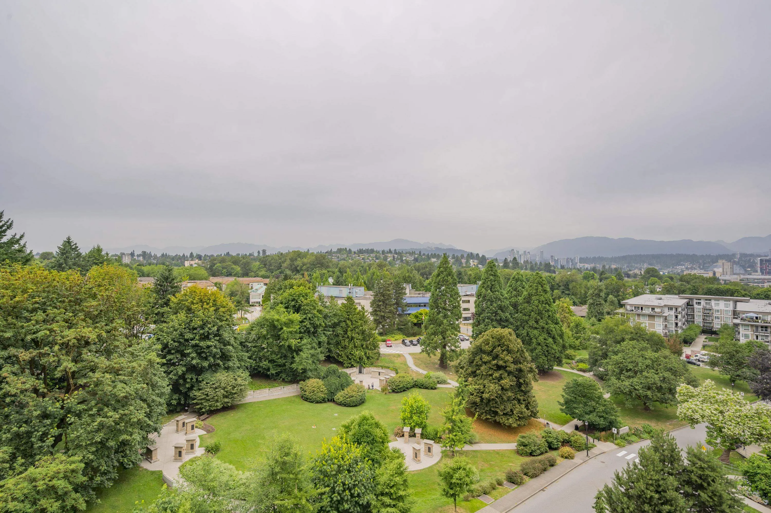 1202 280 Ross Drive