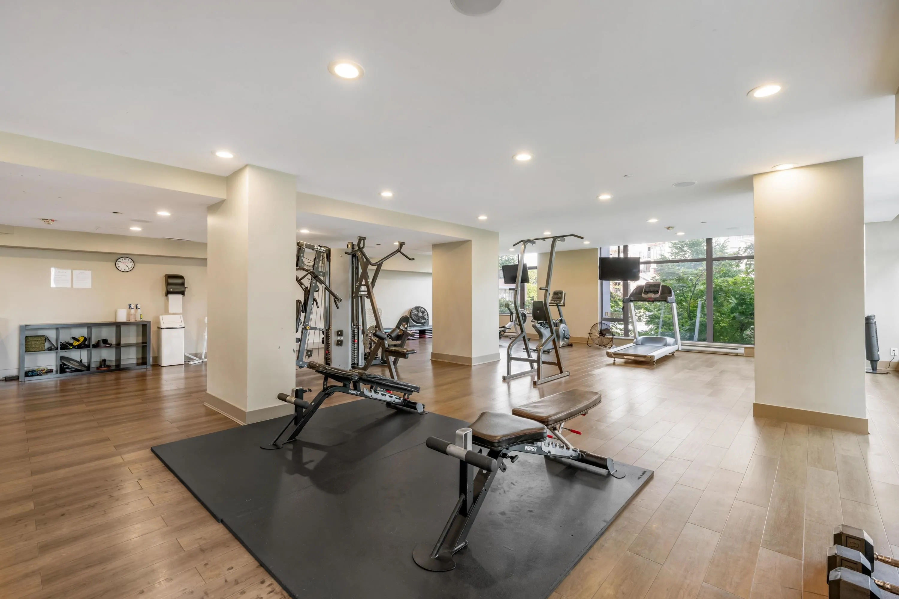 1202 280 Ross Drive