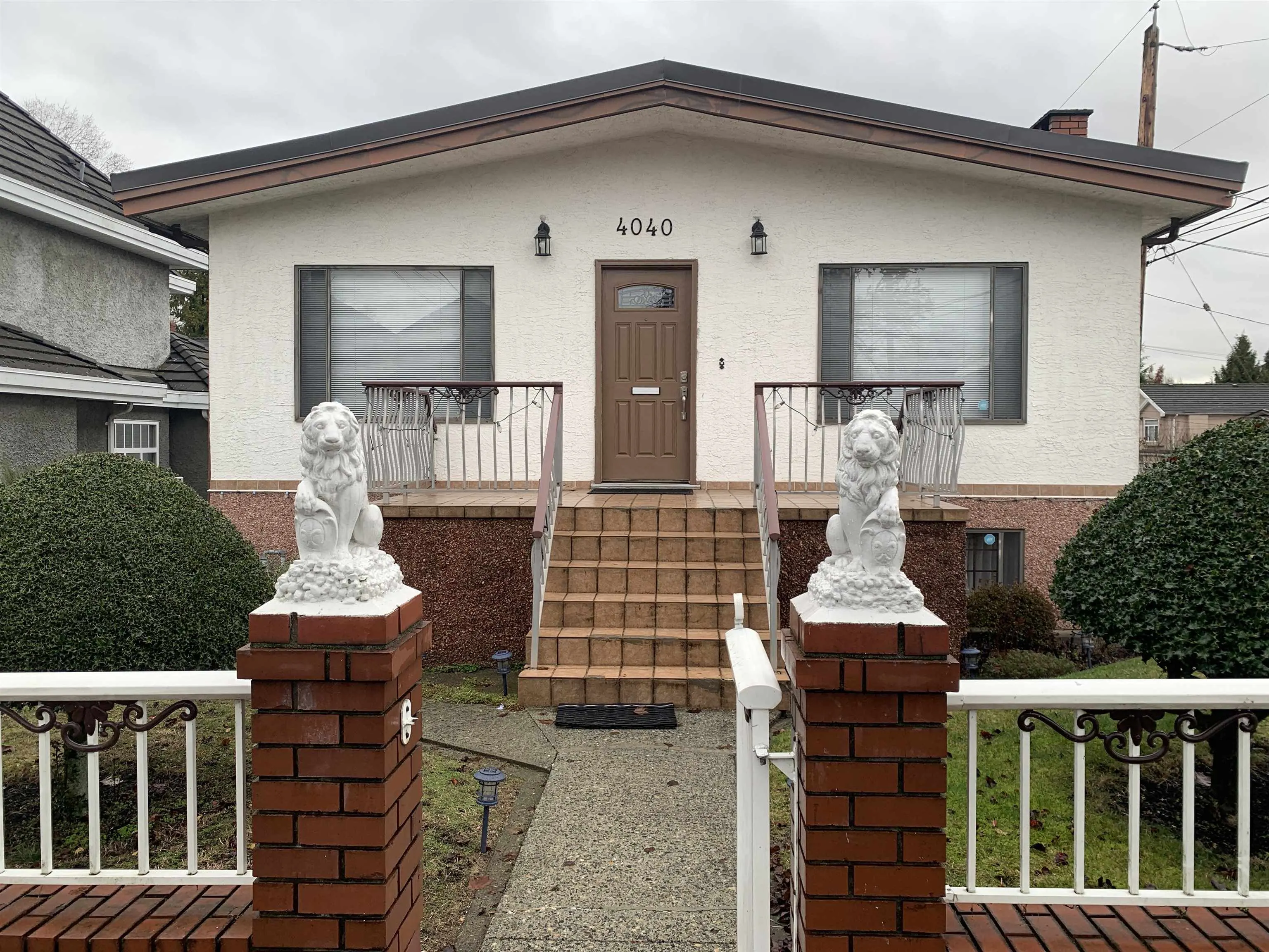 4040 Saint Catherines Street