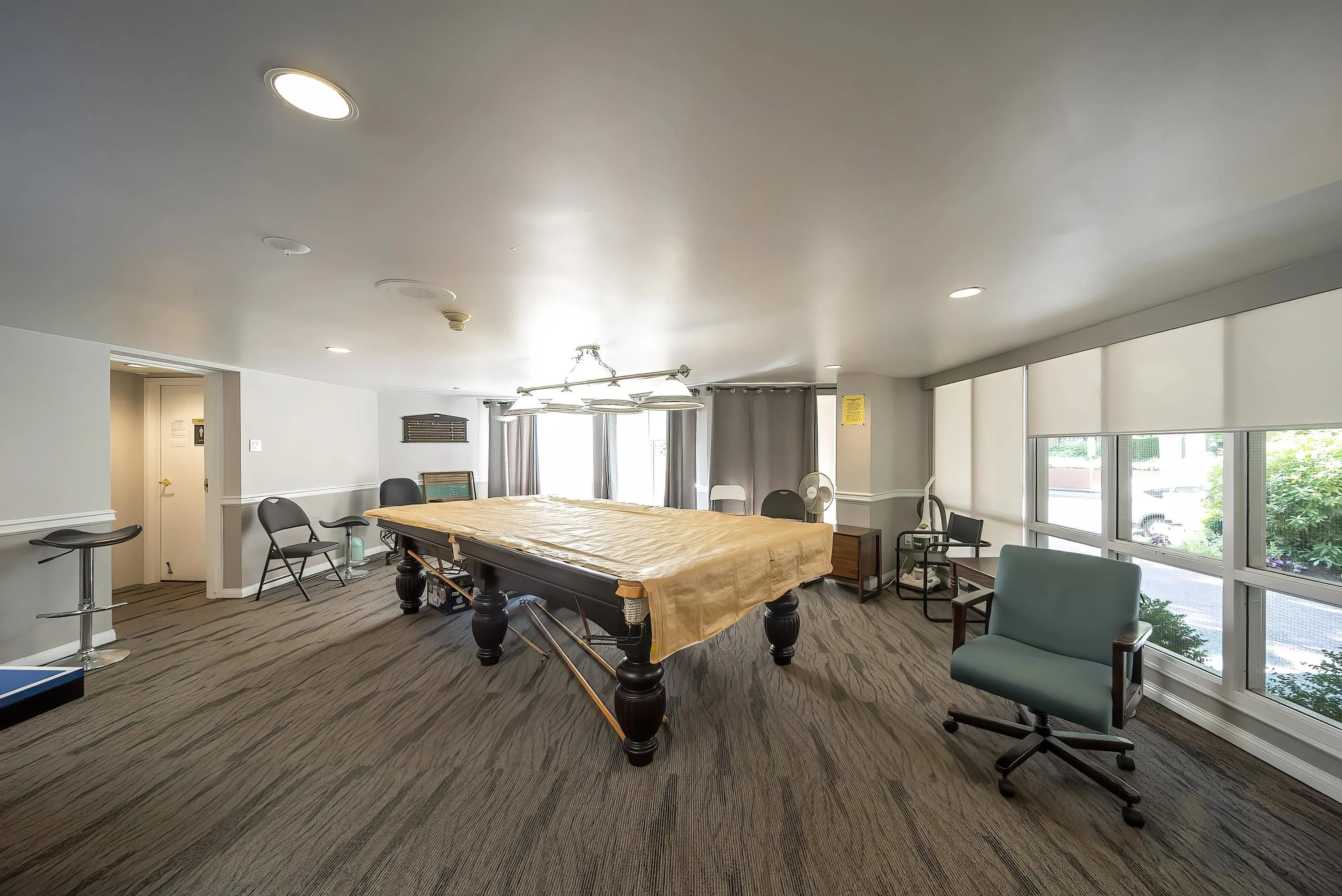 1002 1235 Quayside Drive