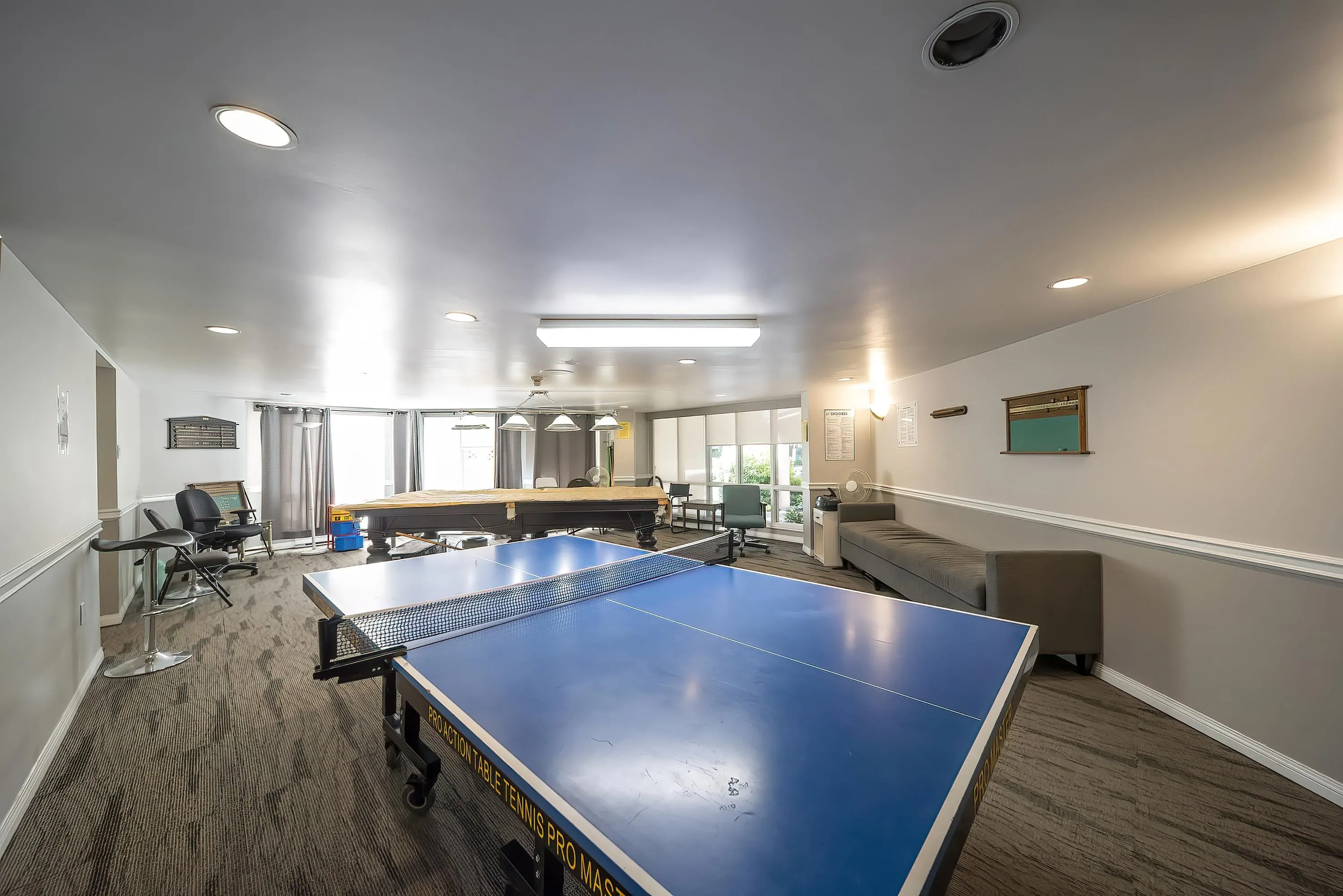 1002 1235 Quayside Drive