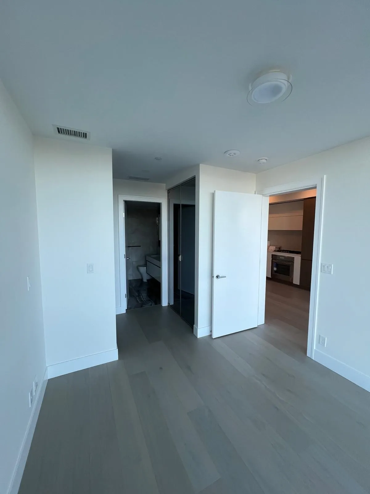 406 1342 Johnston Road