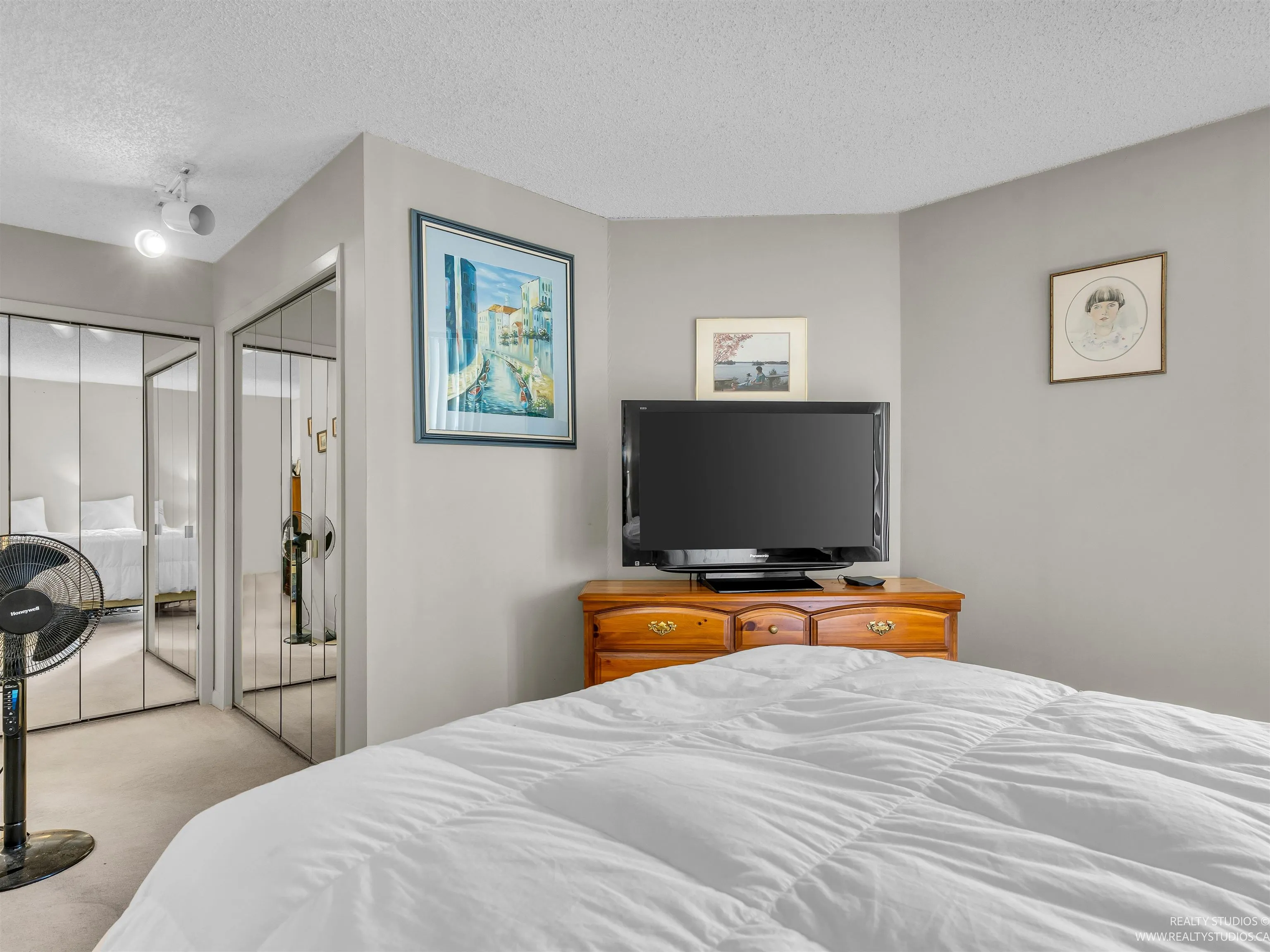 503 168 Chadwick Court