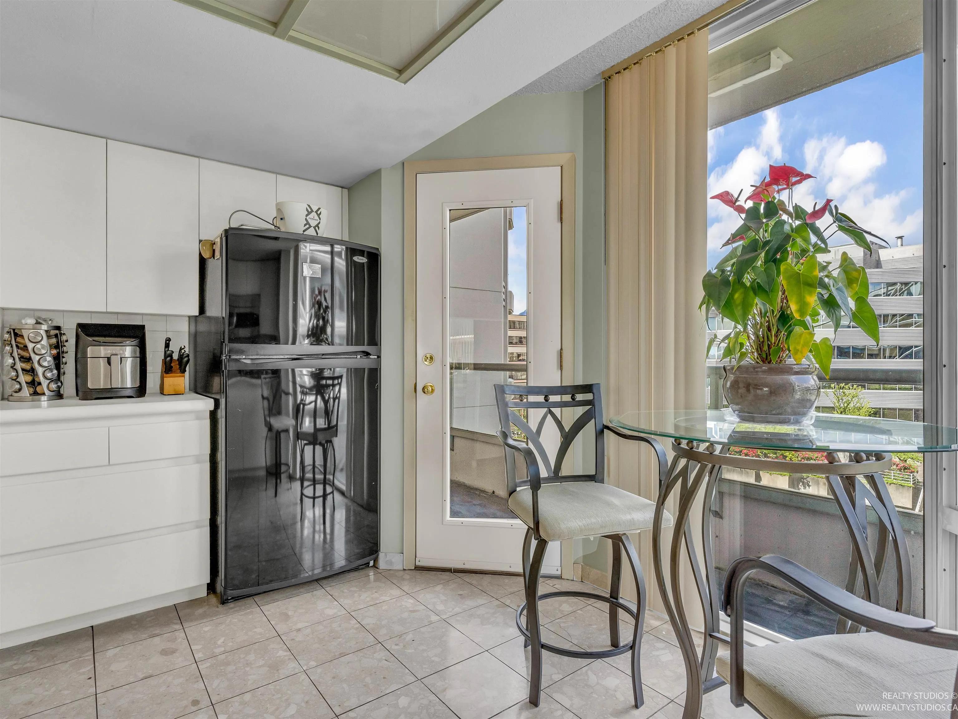 503 168 Chadwick Court