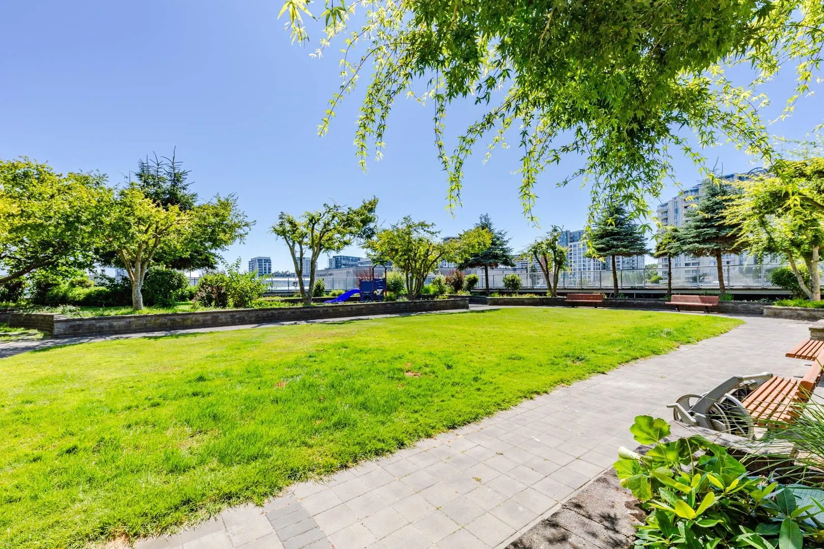 1602 7888 Saba Road