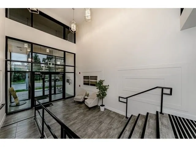 515 15351 101 Avenue