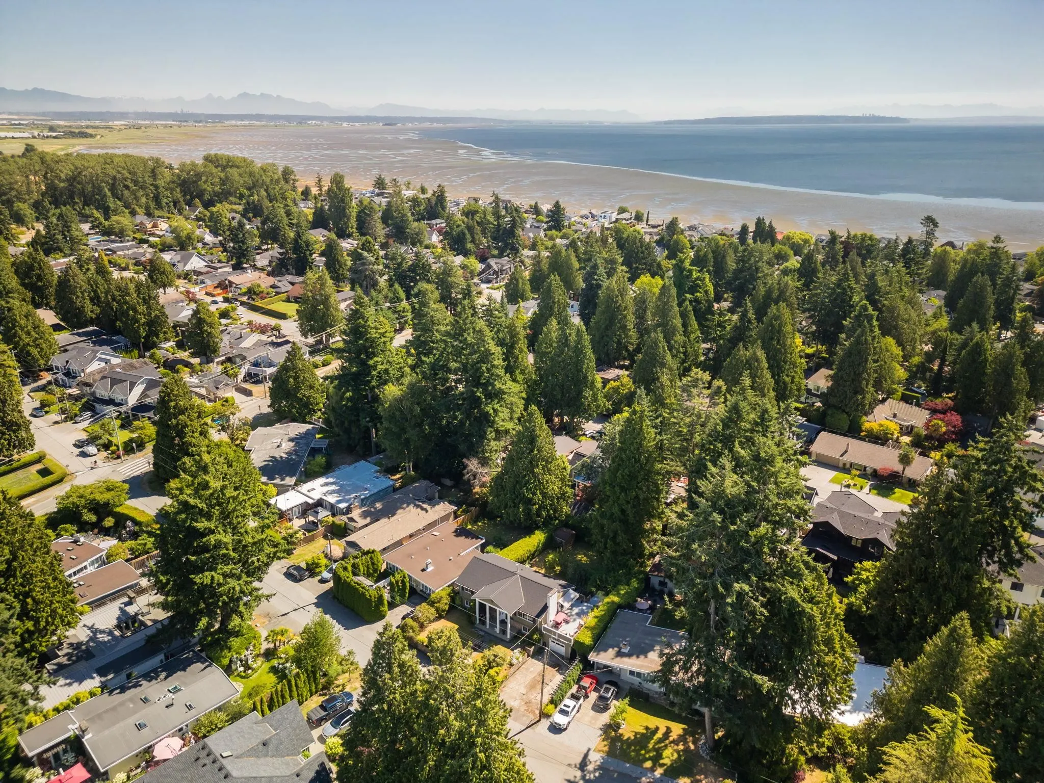 1554 Farrell Crescent