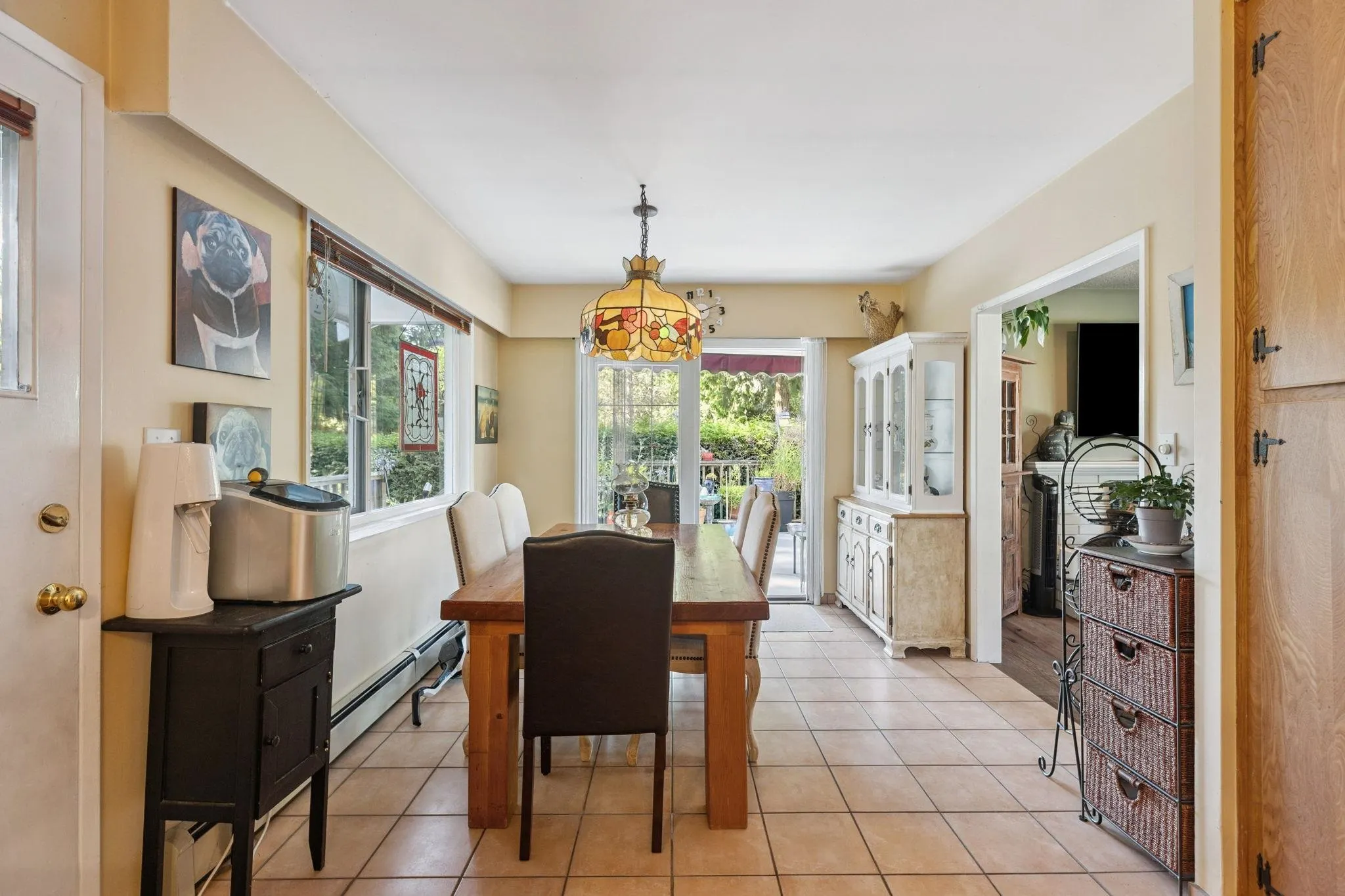 1554 Farrell Crescent