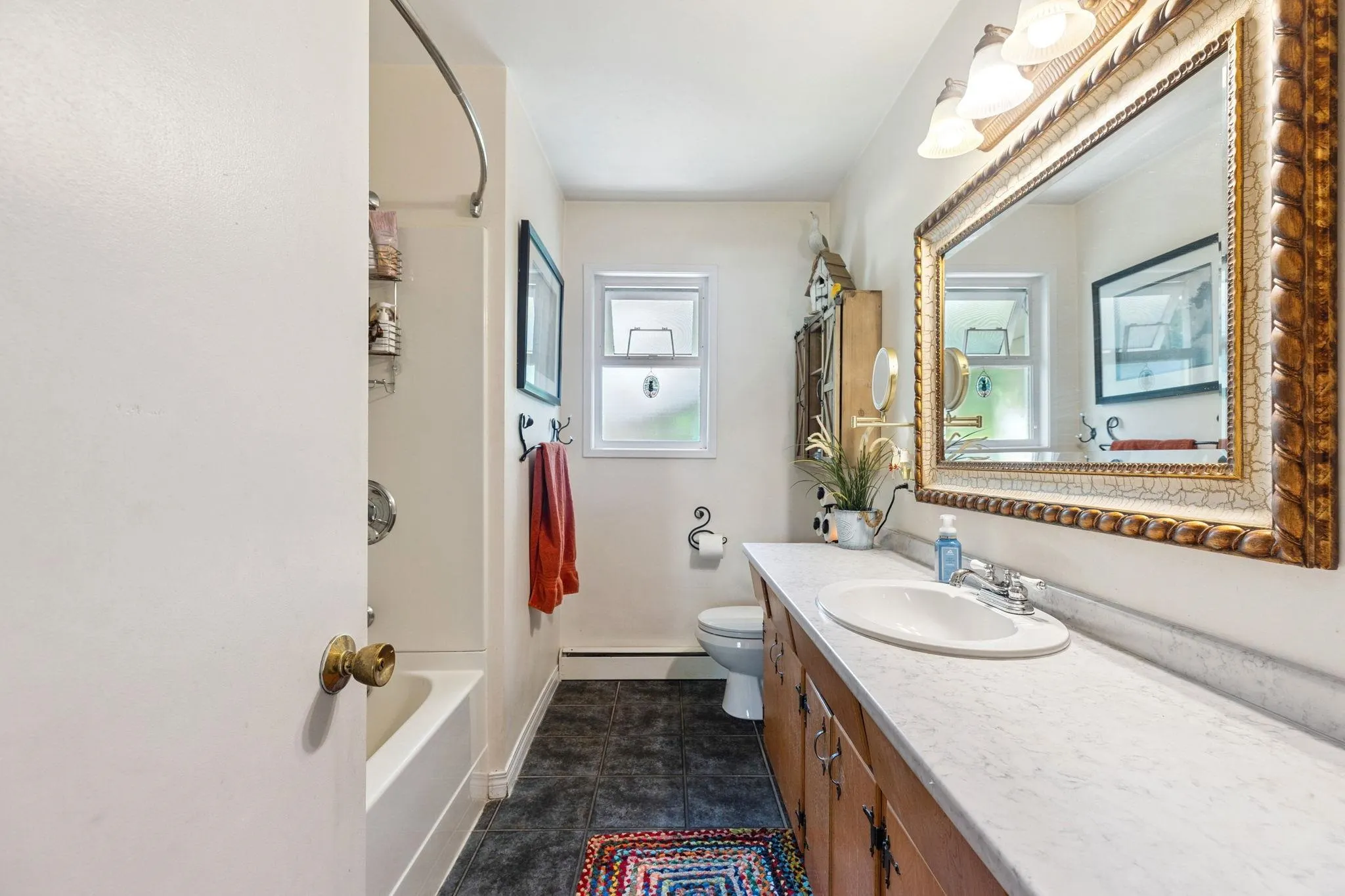 1554 Farrell Crescent