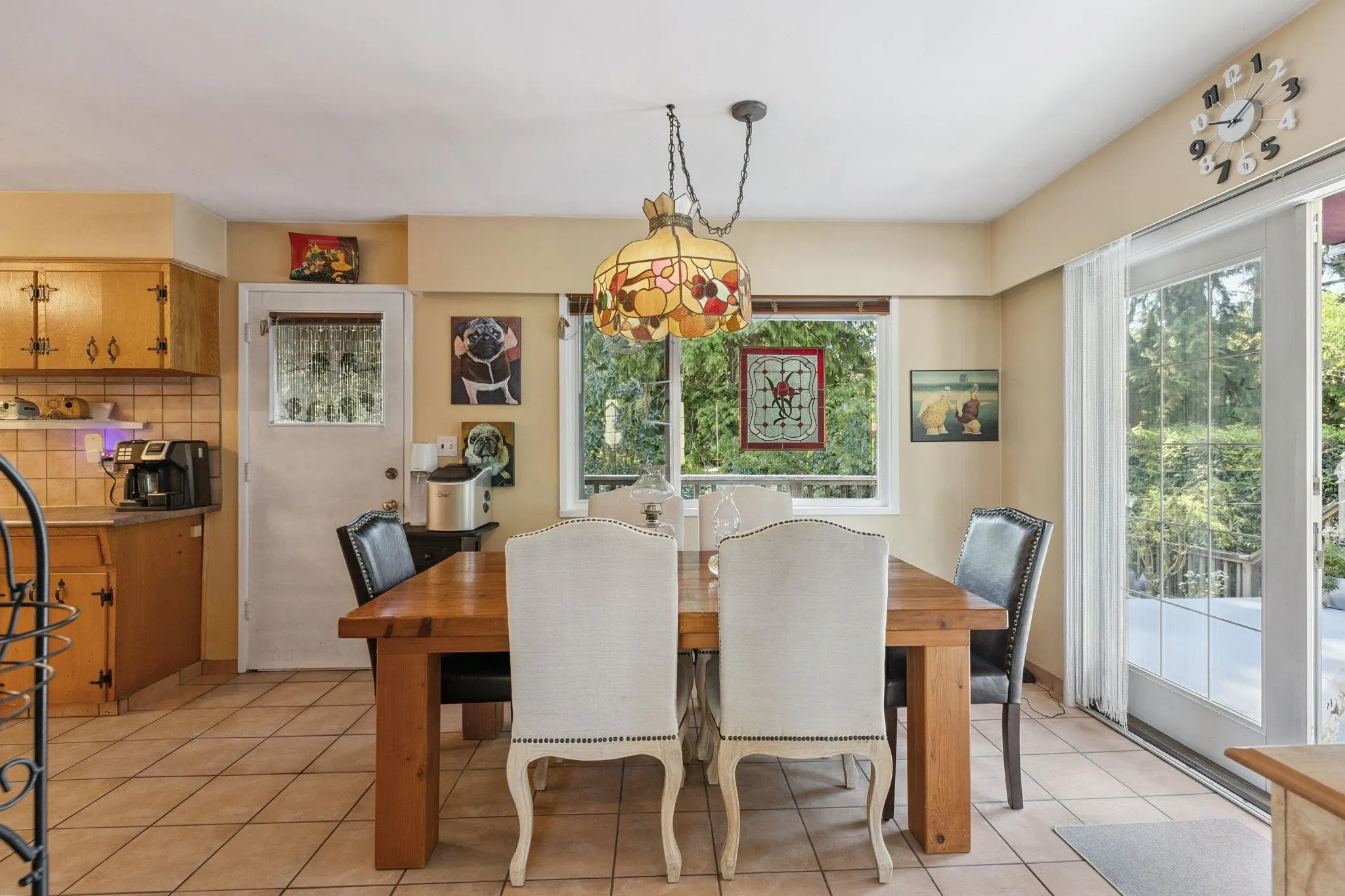 1554 Farrell Crescent