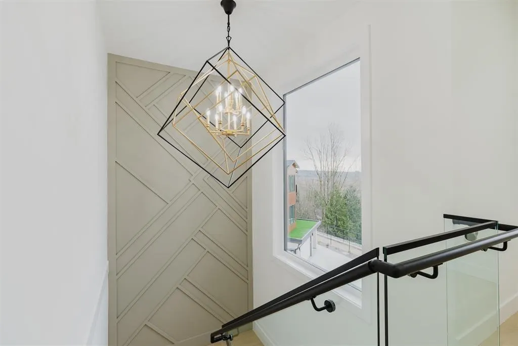 2267 Monashee Court