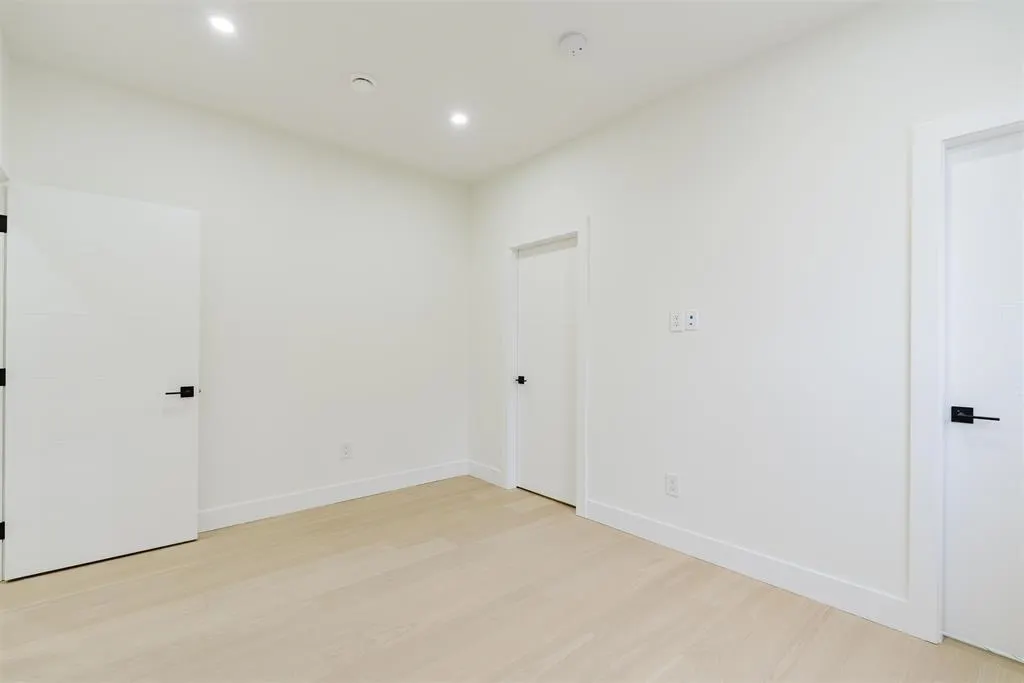 2267 Monashee Court
