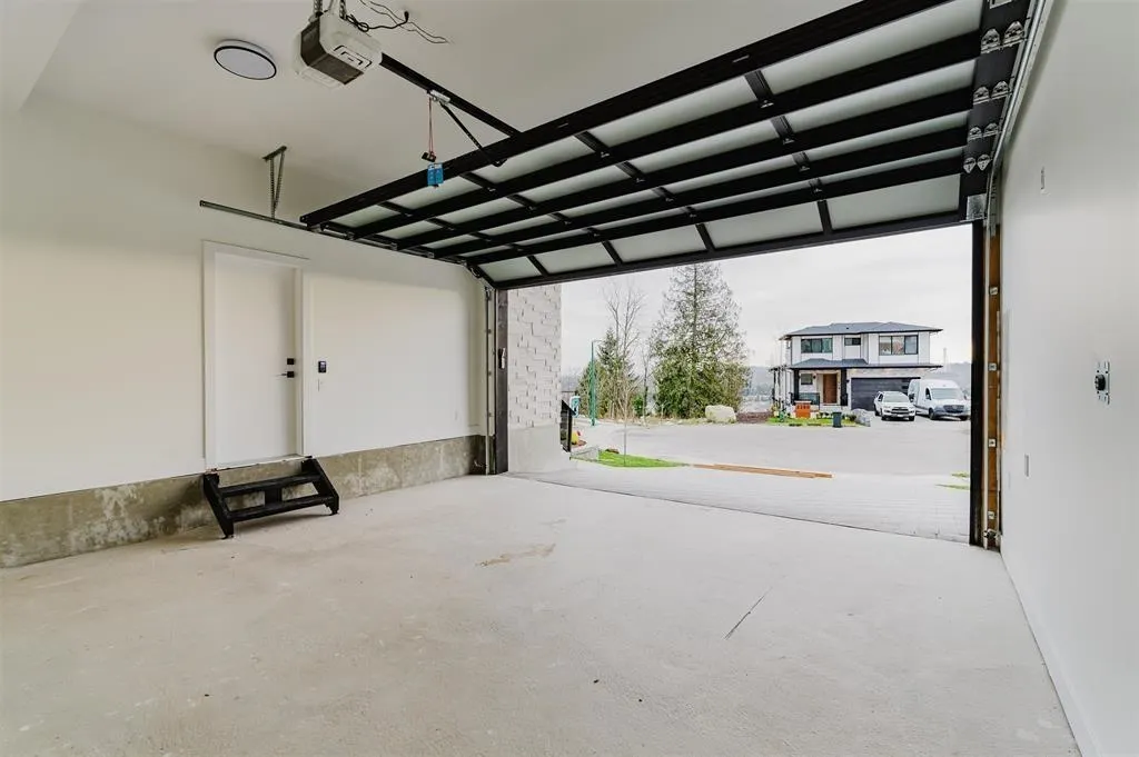 2267 Monashee Court