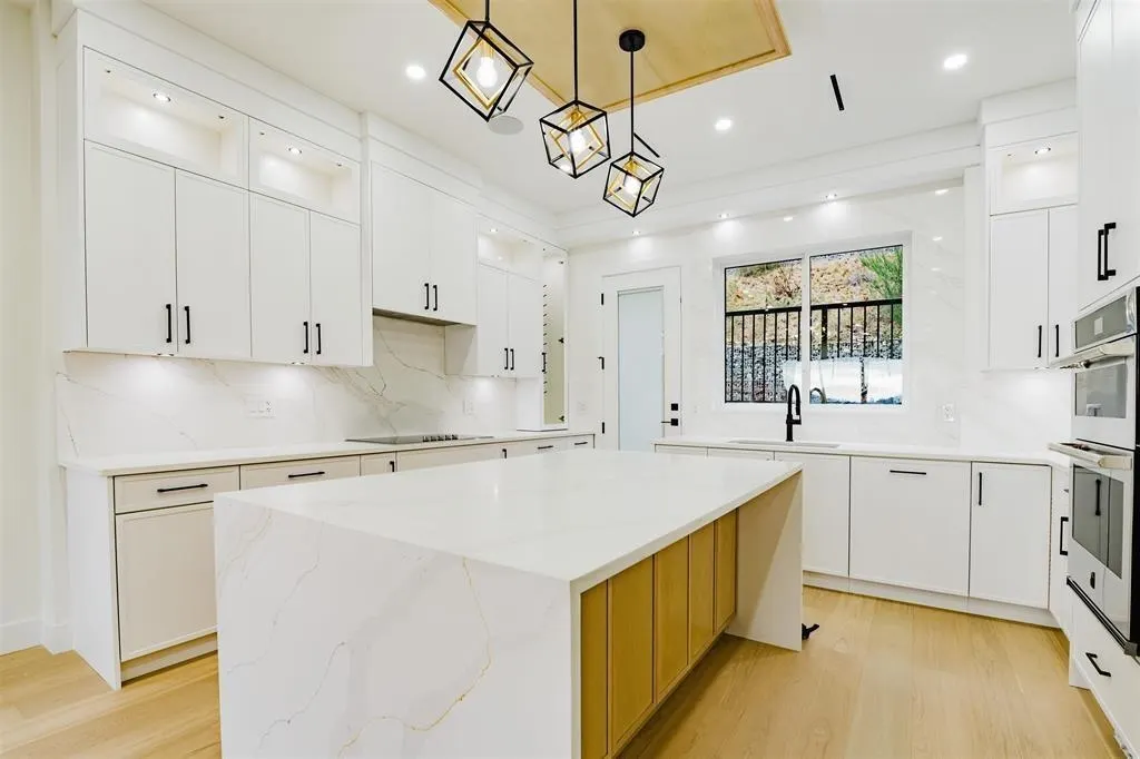 2267 Monashee Court