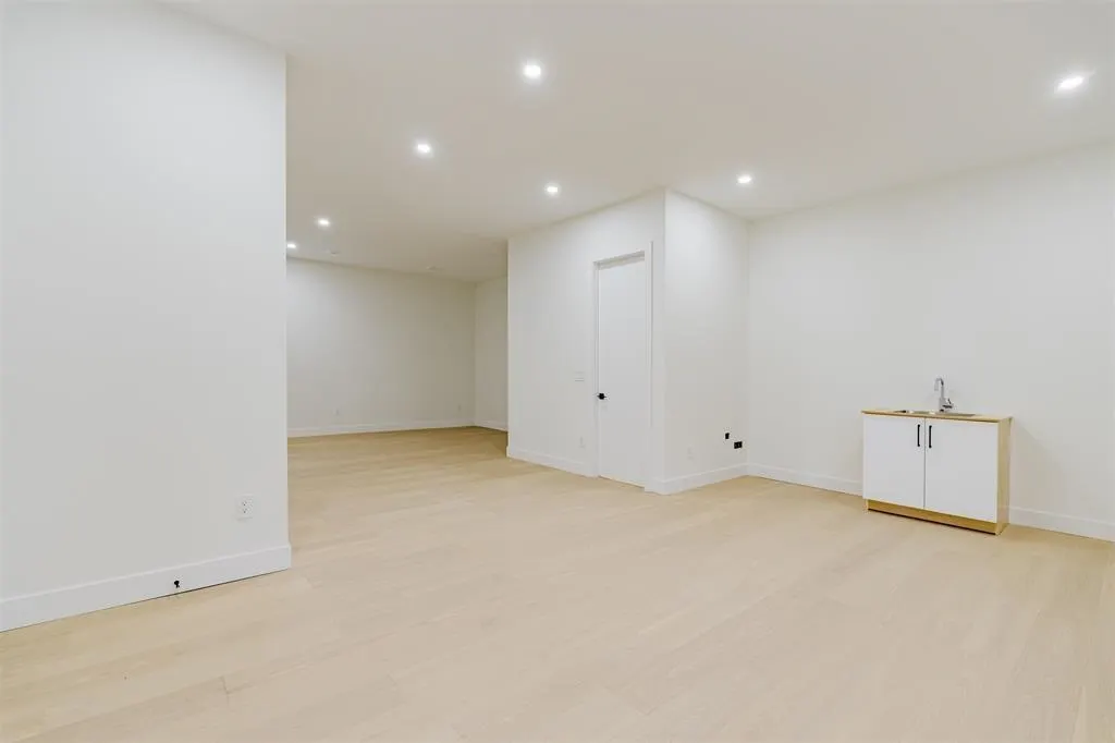 2267 Monashee Court