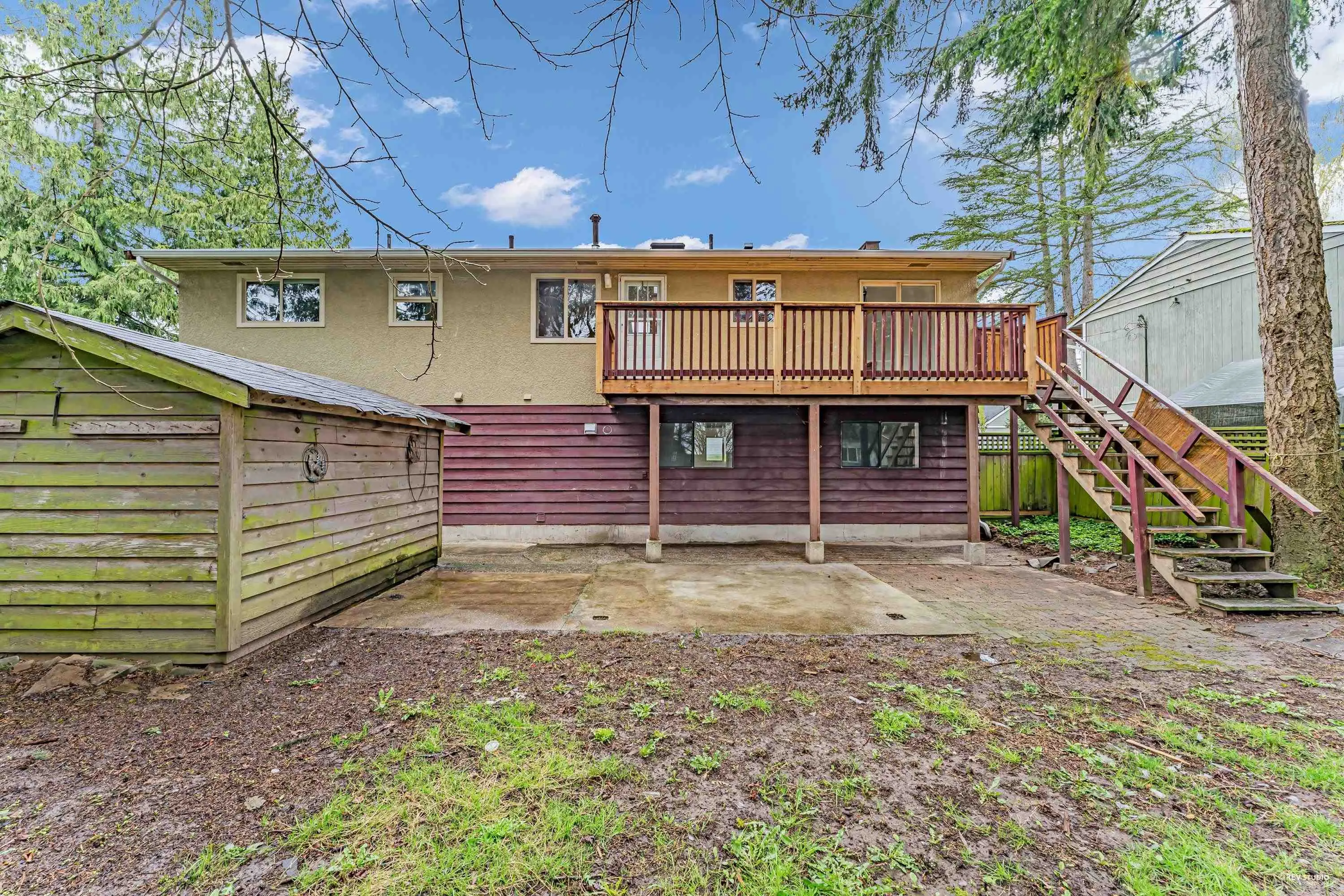 4310 W River Road