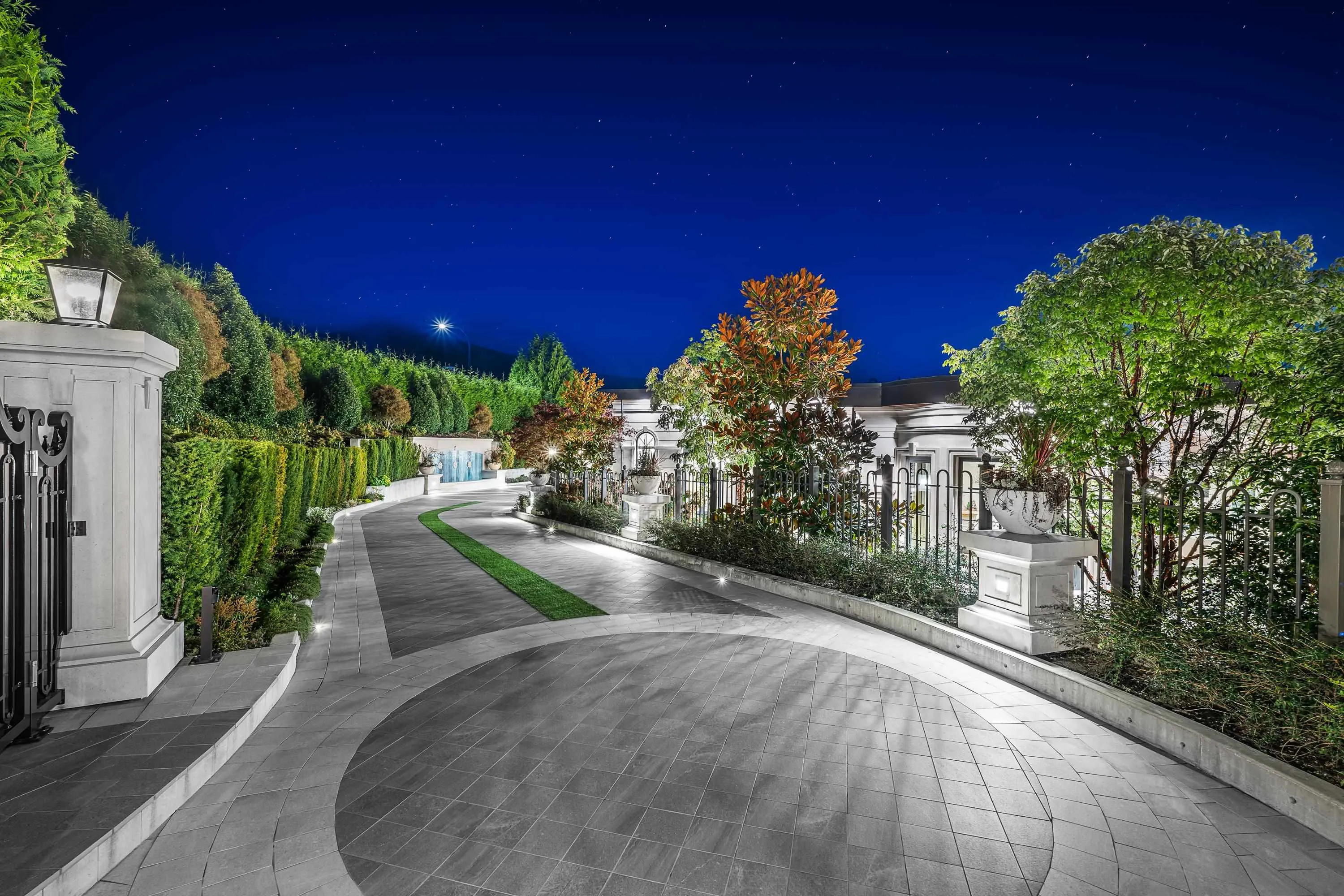 839 Eyremount Drive