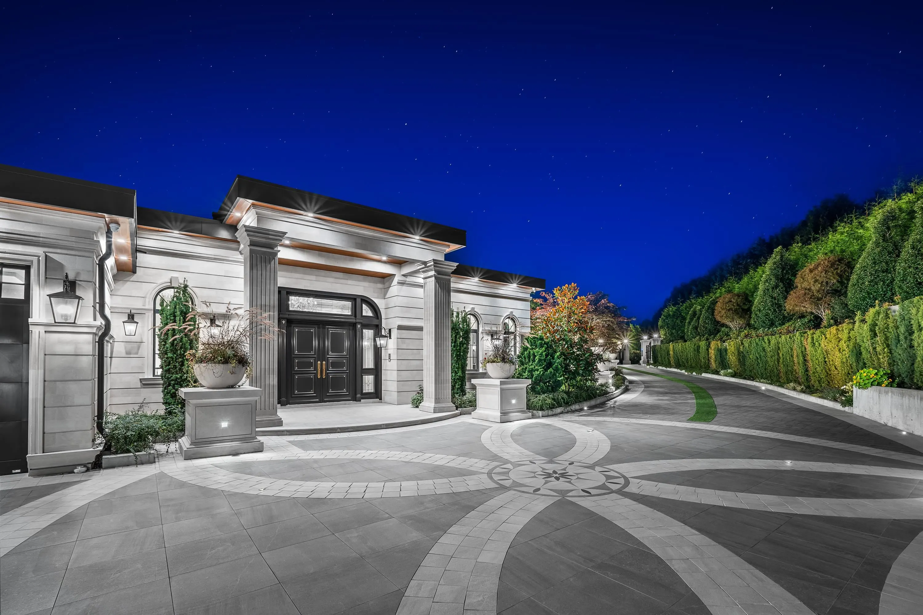 839 Eyremount Drive