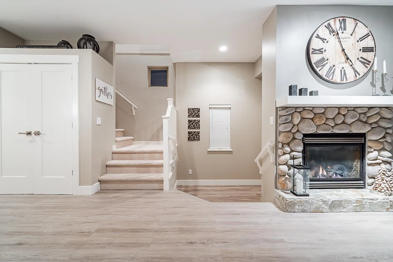 89 Fernway Drive