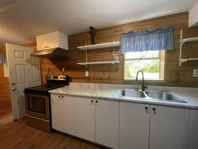 MAIN FLOOR 3583 W 50th Avenue
