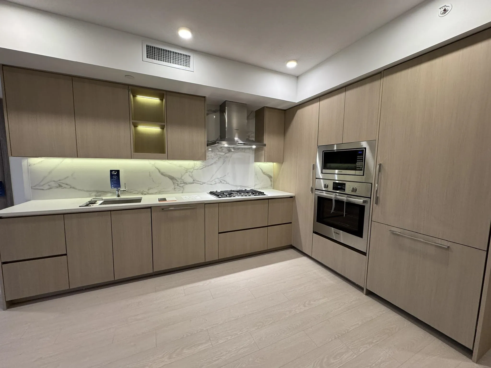 1002 13778 100 Avenue