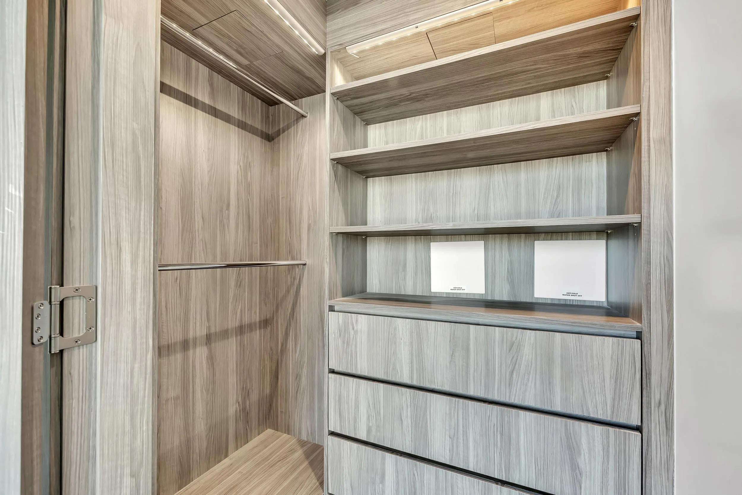1405 1768 Cook Street