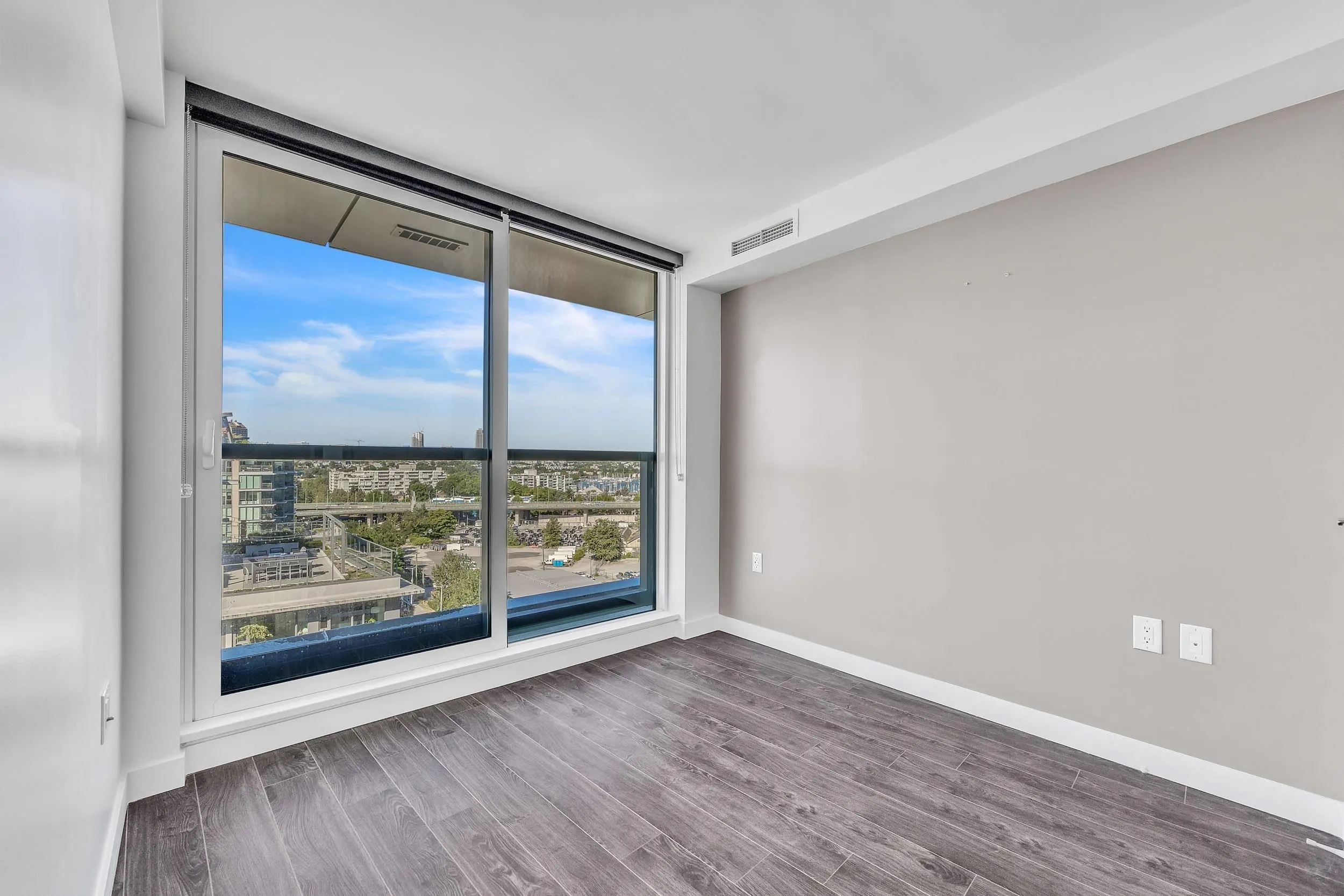 1405 1768 Cook Street