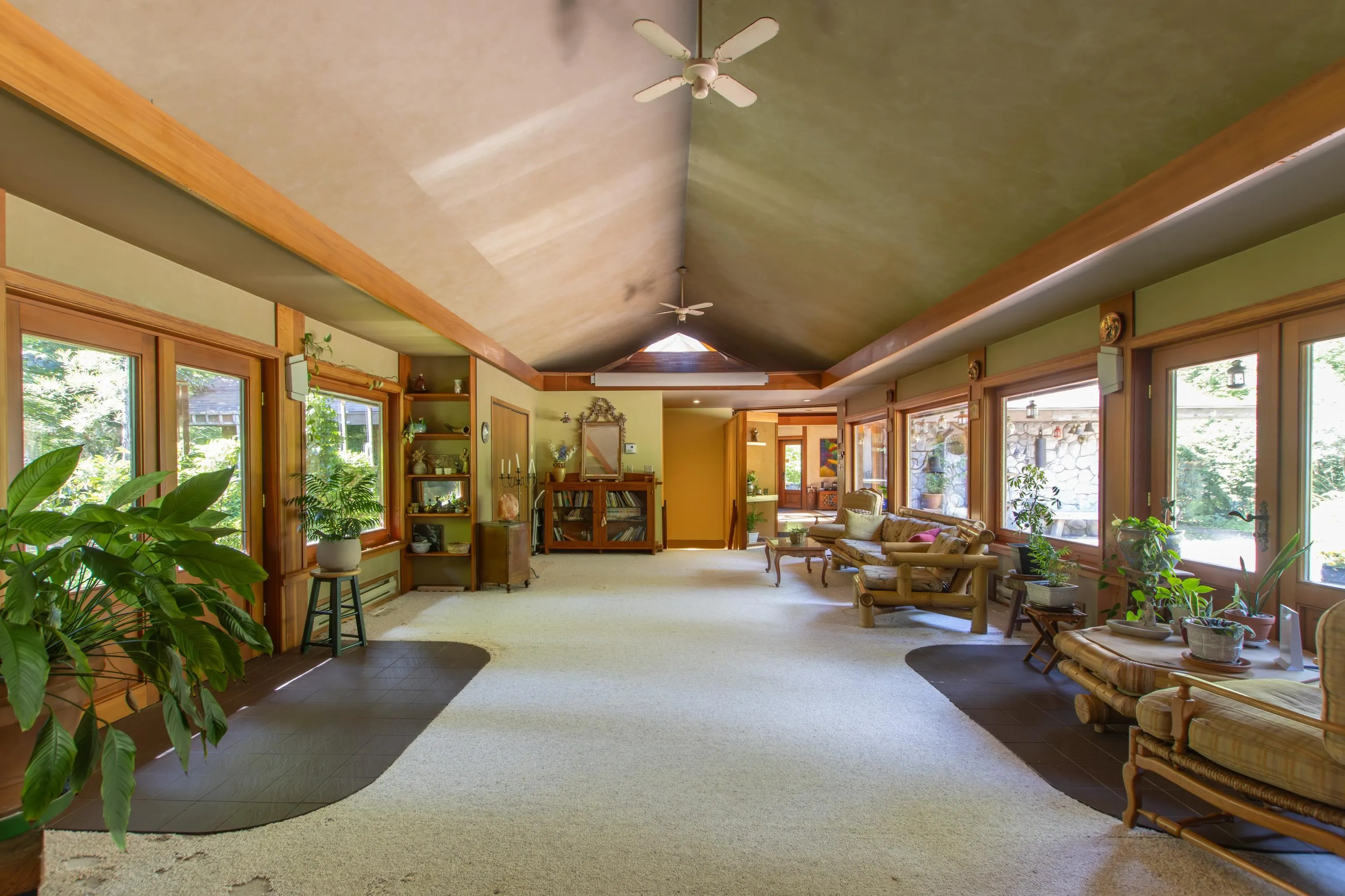 5071 Paradise Valley Road