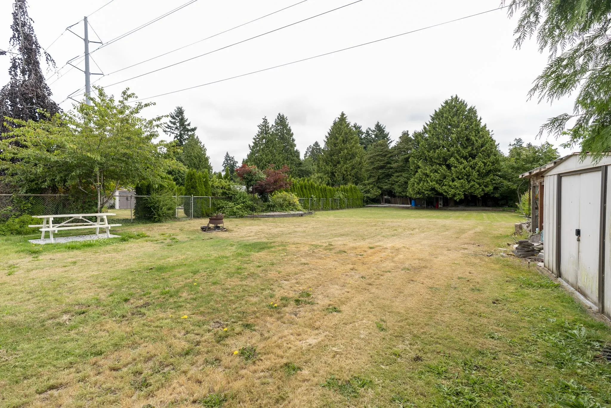 1390 53a Street