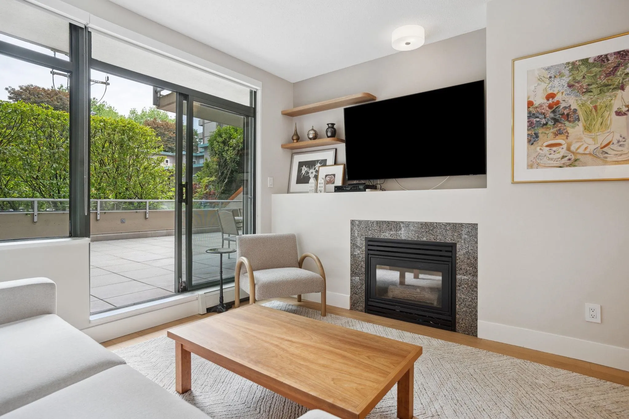 100 1688 Robson Street