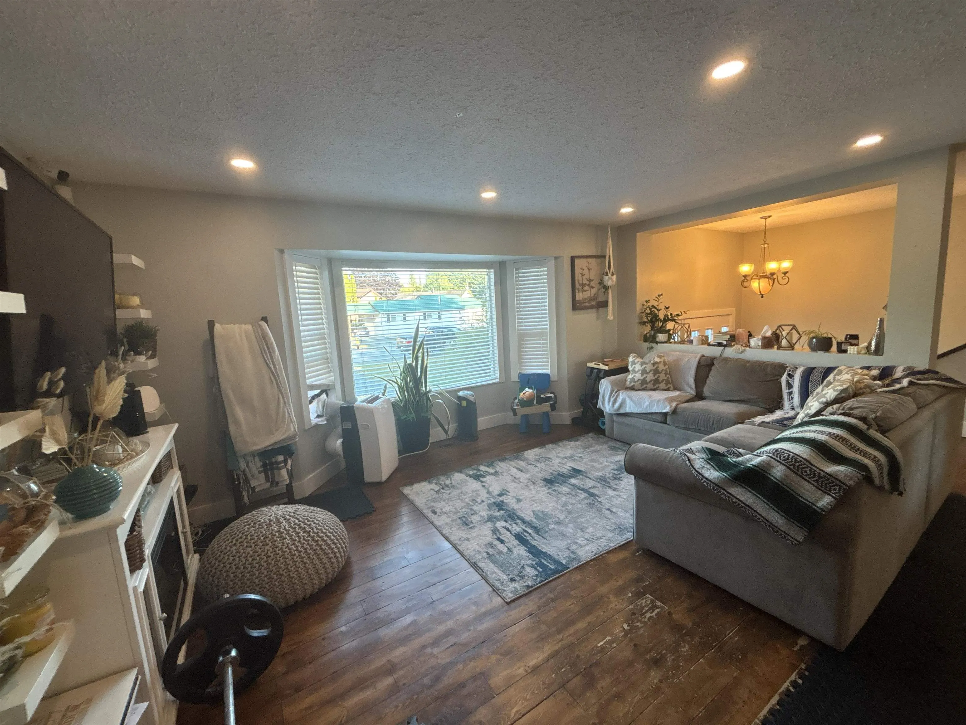 8141 Waxberry Crescent