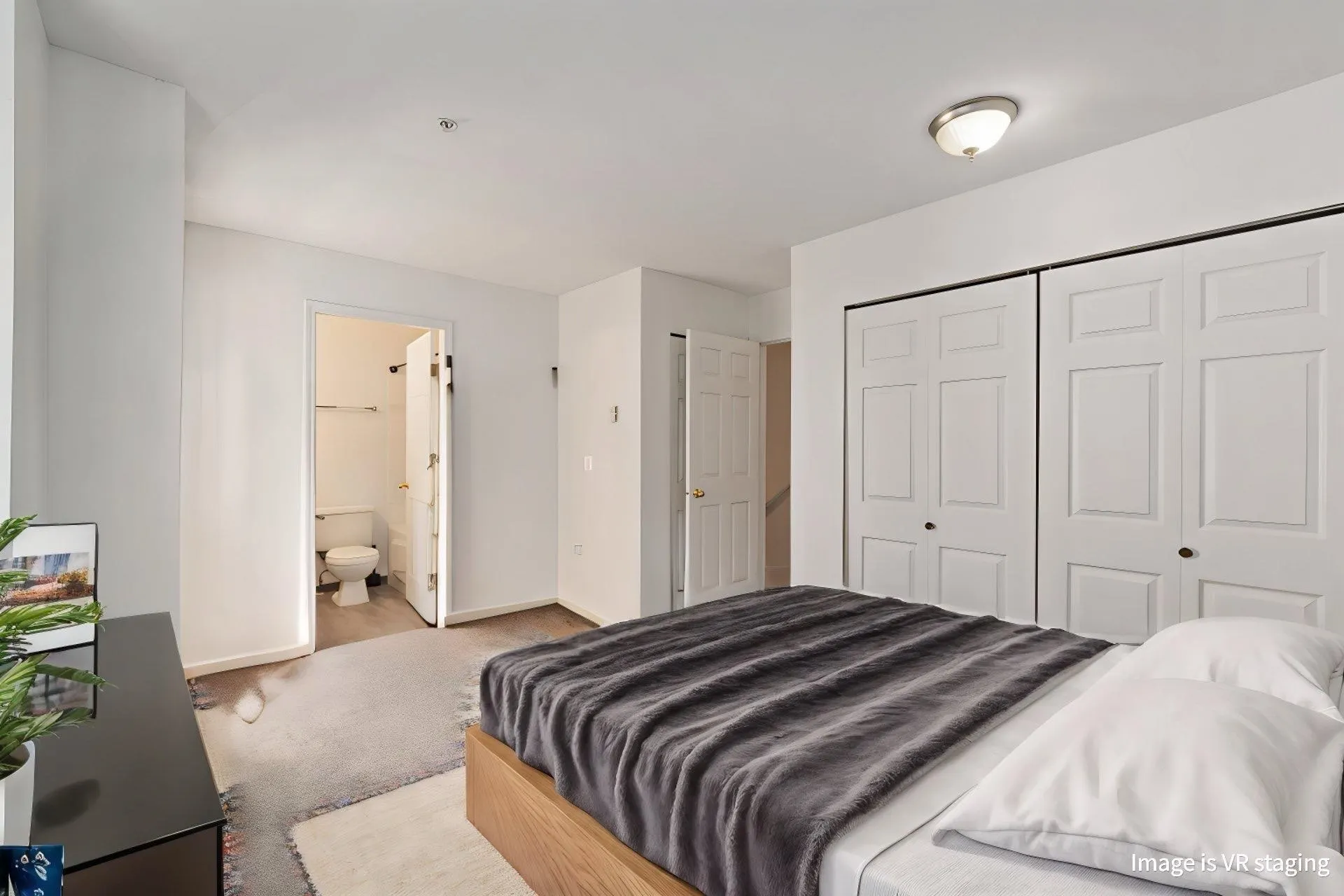 304 15258 105 Avenue