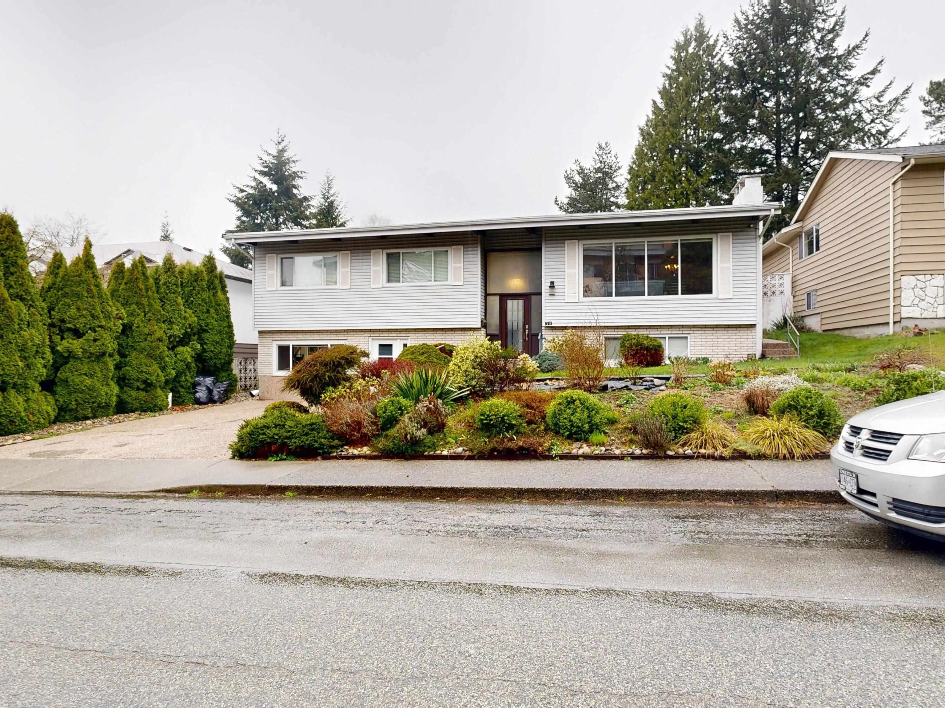 39 Mott Crescent