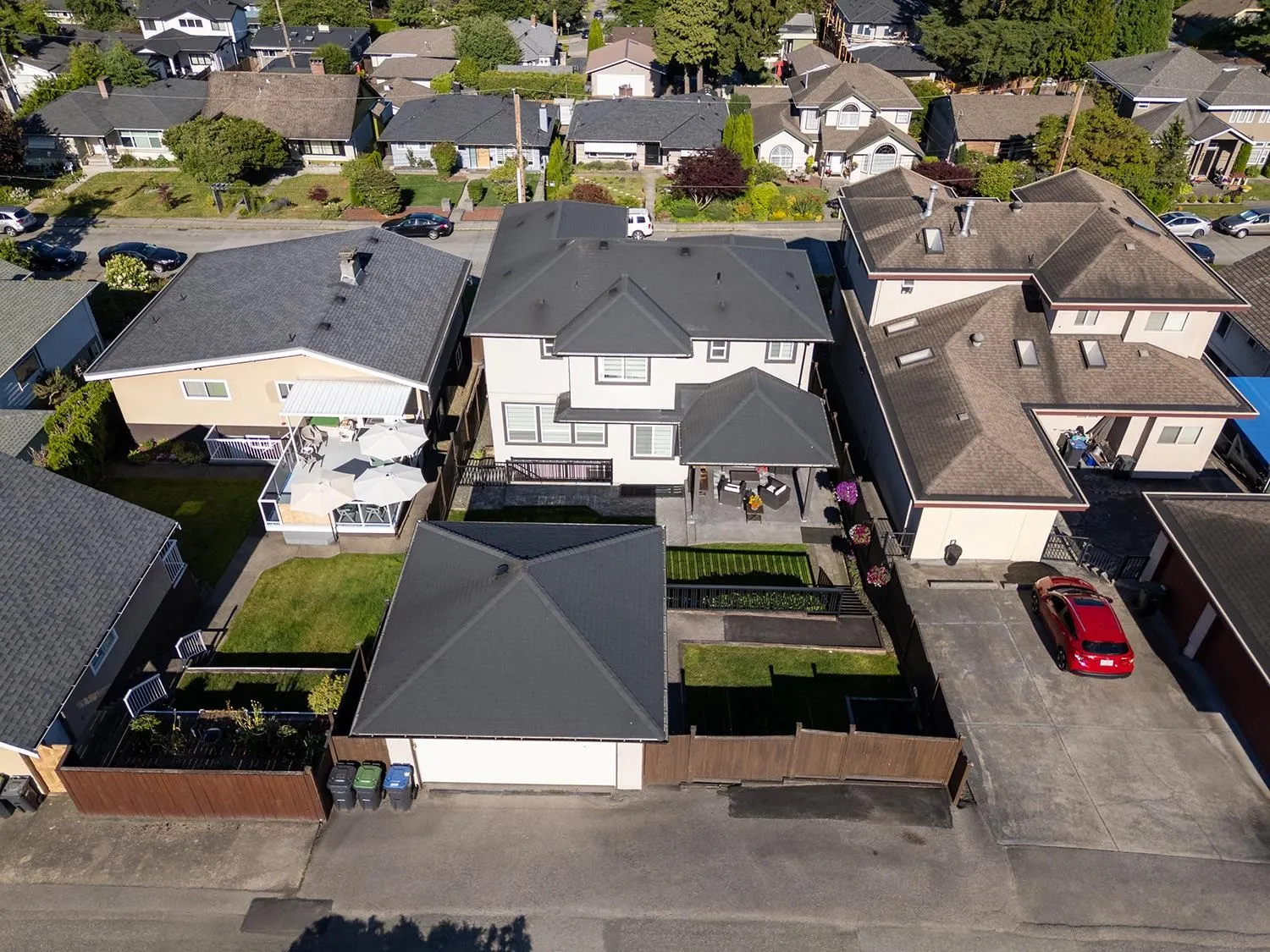 533 Amess Street