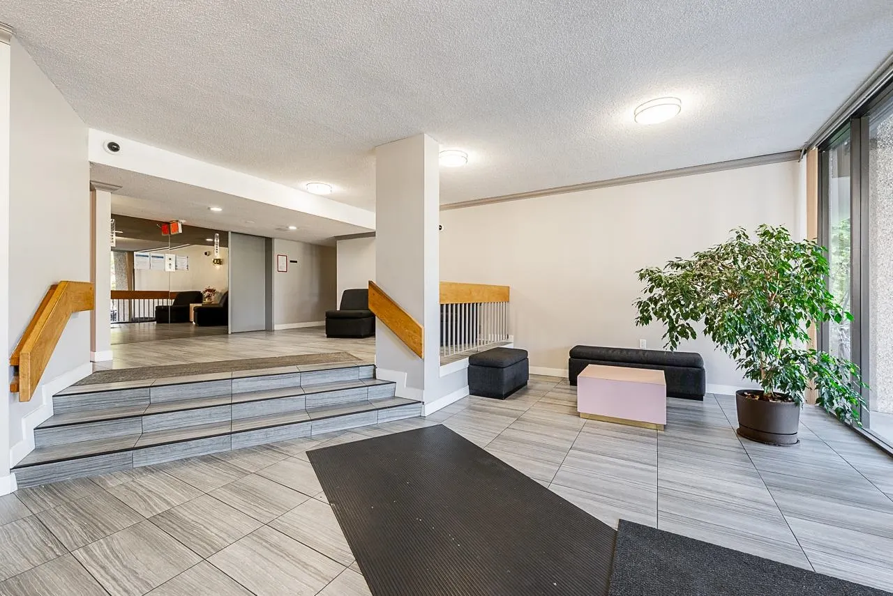 203 9320 Parksville Drive