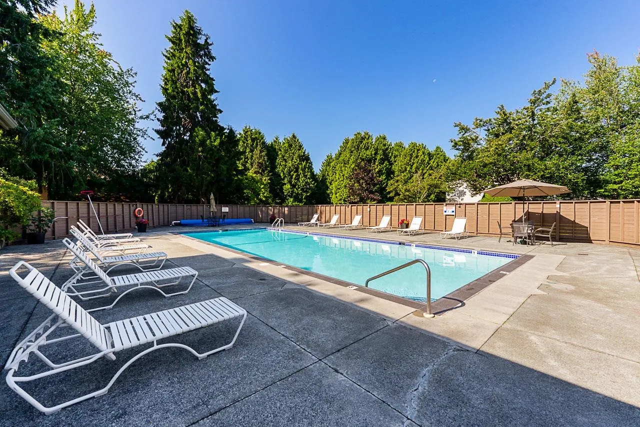 203 9320 Parksville Drive